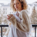 Dalgalı ve Kıvırcık Saç Modelleri +2025 Modası